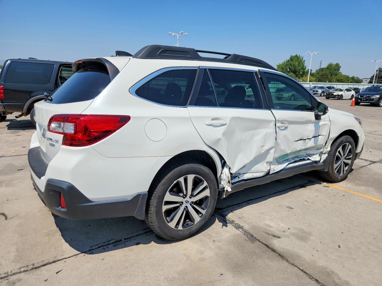 2018 SUBARU OUTBACK 3.6R LIMITED — снимка 3