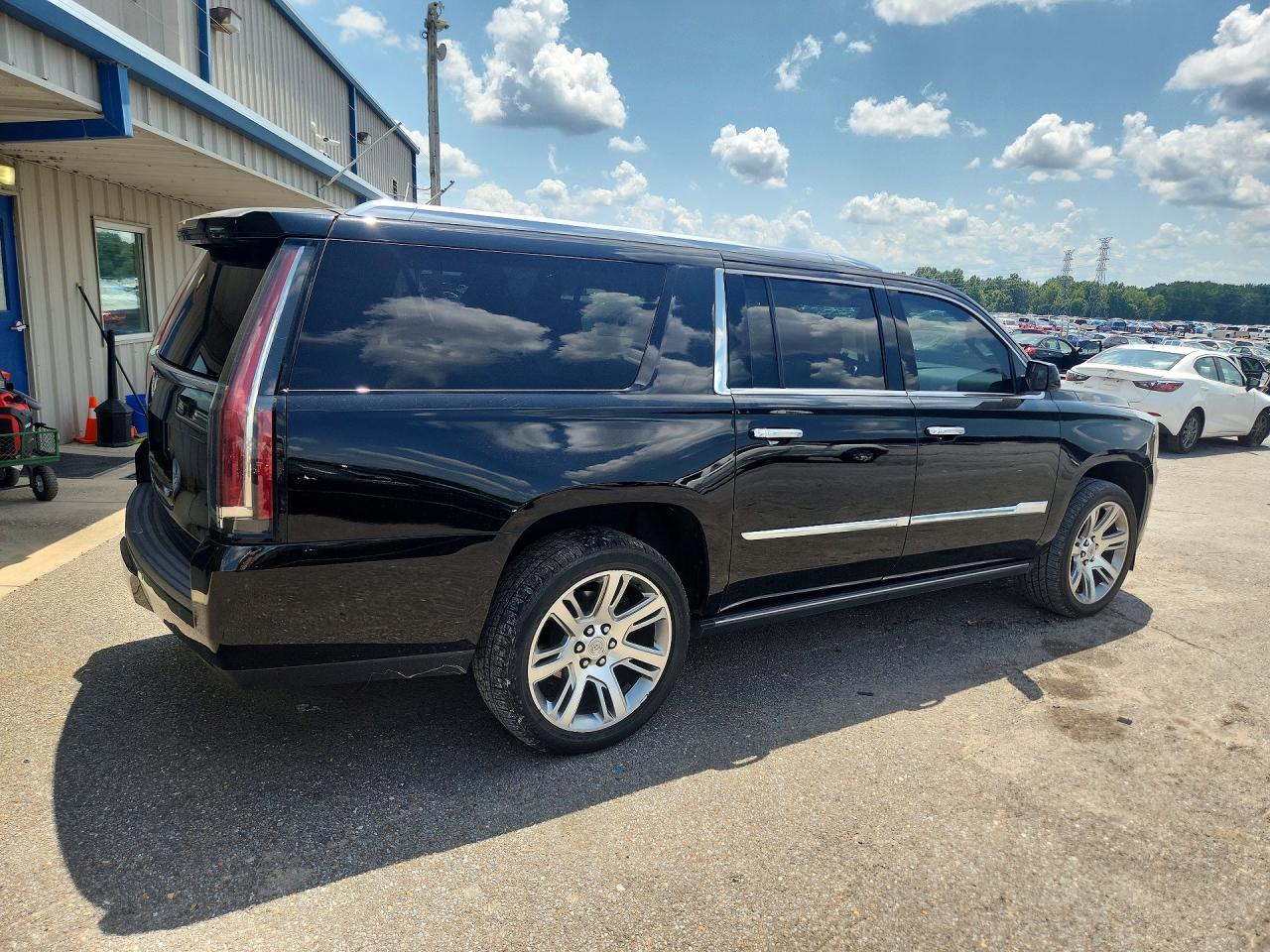 2015 CADILLAC ESCALADE ESV PREMIUM — снимка 3