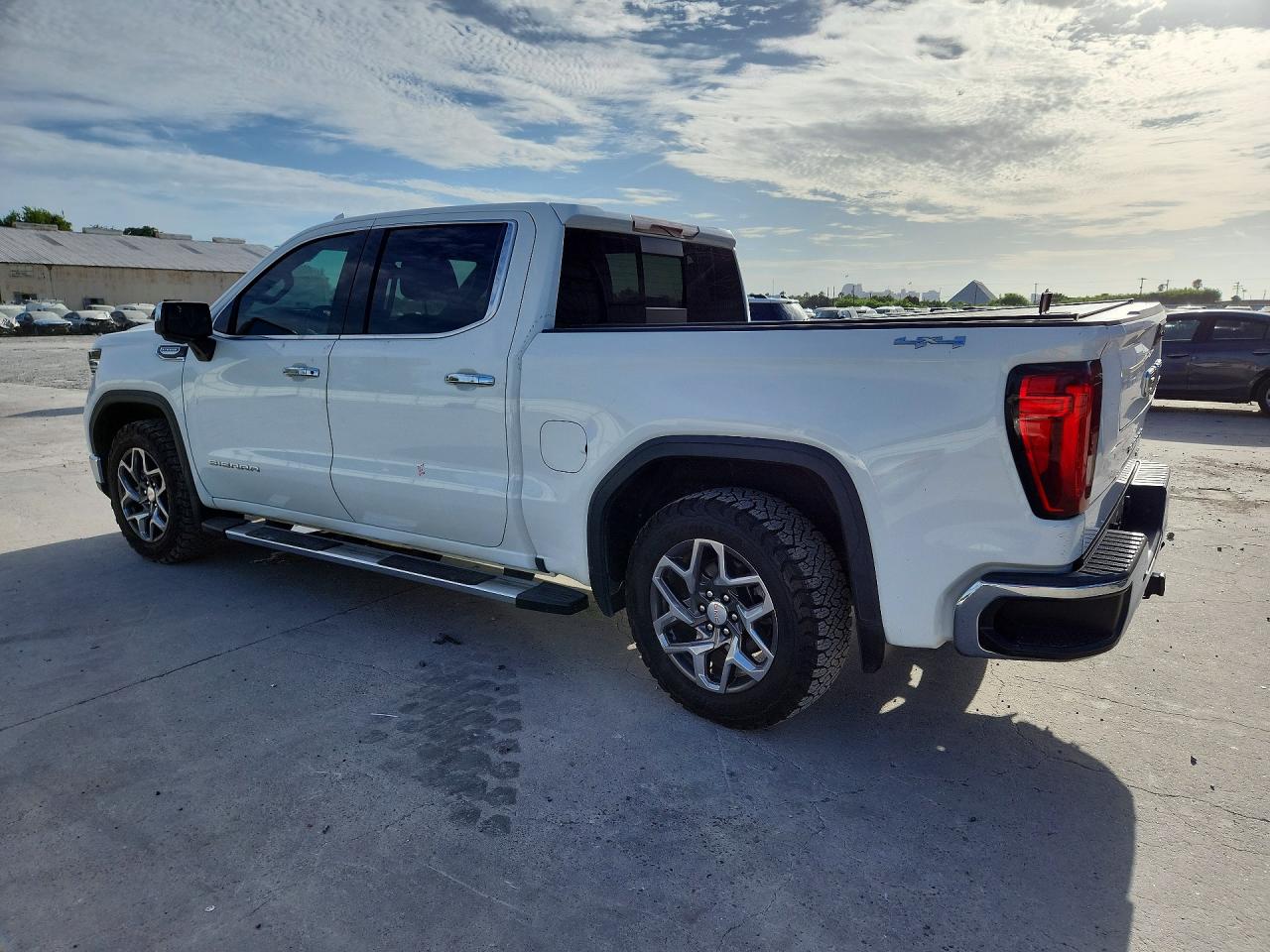 2023 GMC SIERRA K1500 SLT — снимка 2