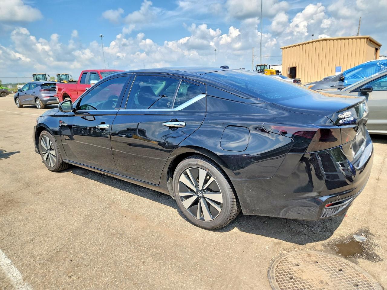 2019 NISSAN ALTIMA SL — снимка 2