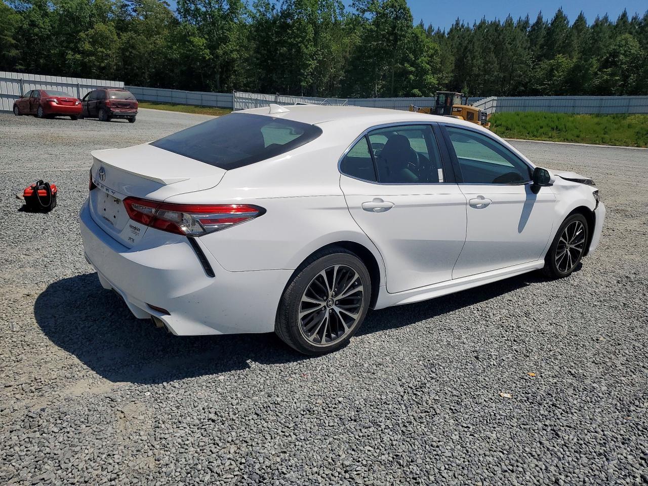 2019 TOYOTA CAMRY SE — снимка 3