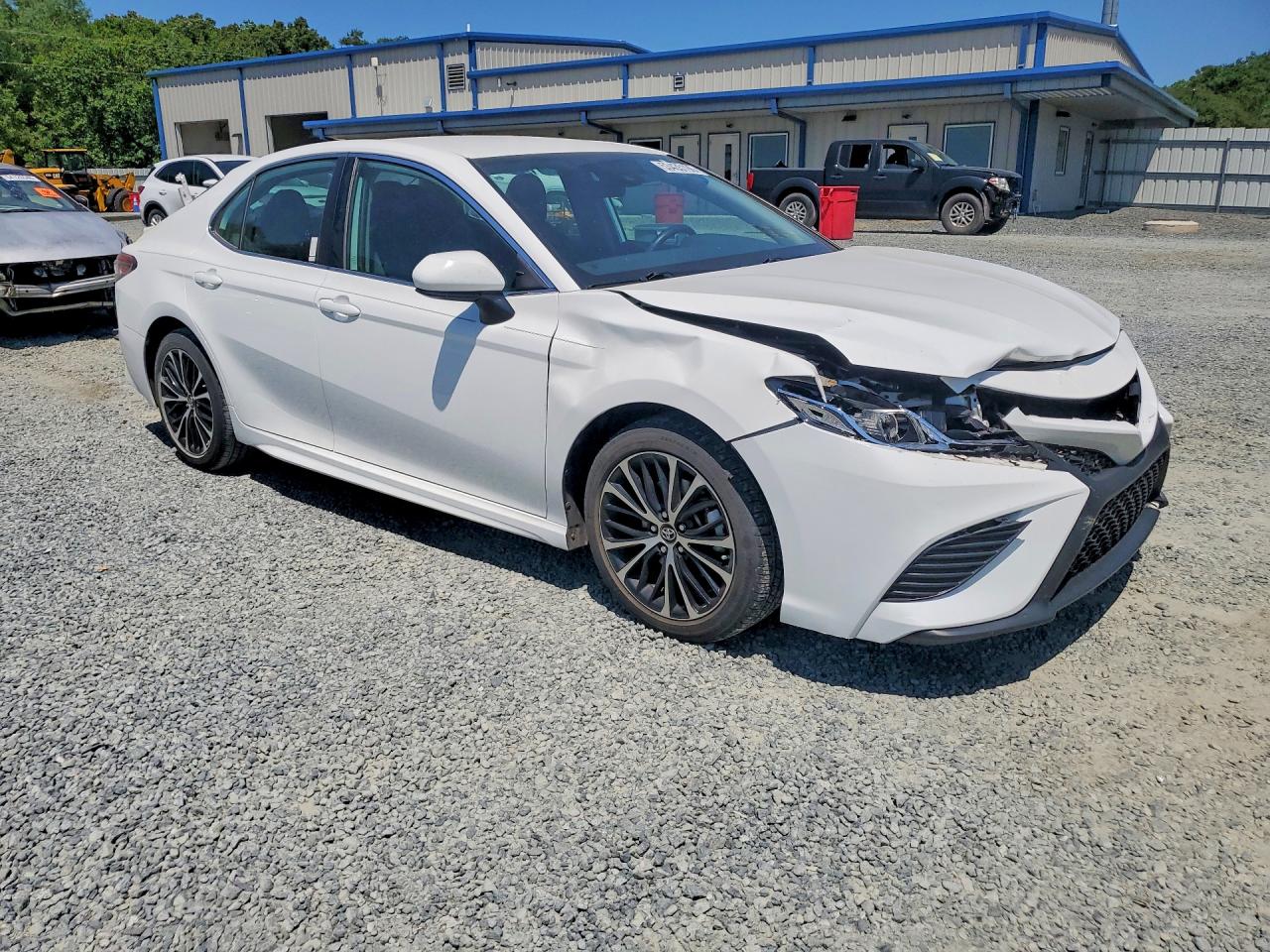 2019 TOYOTA CAMRY SE — снимка 4