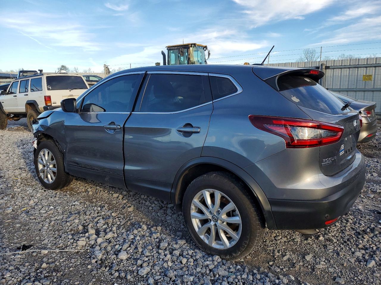 2020 NISSAN ROGUE SPORT S — снимка 2