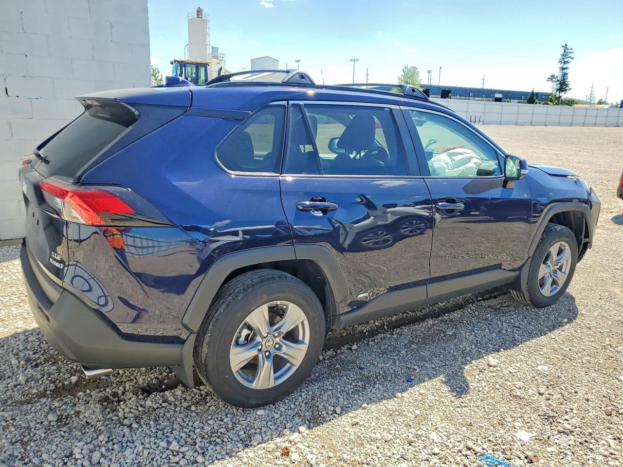 2022 TOYOTA RAV4 XLE — снимка 3