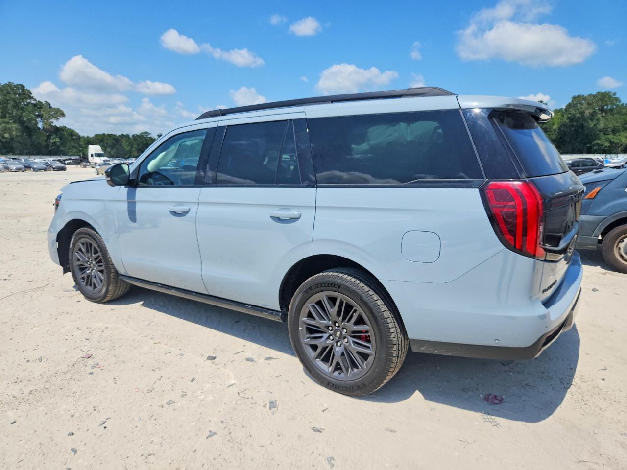 2025 FORD EXPEDITION PLATINUM — снимка 2