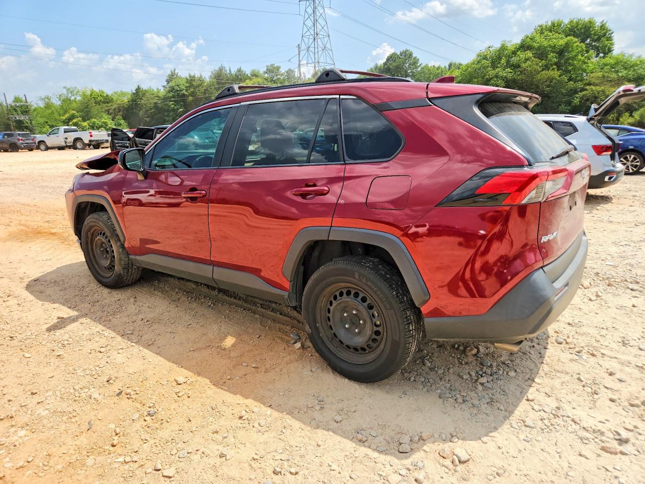2019 TOYOTA RAV4 LE — снимка 2