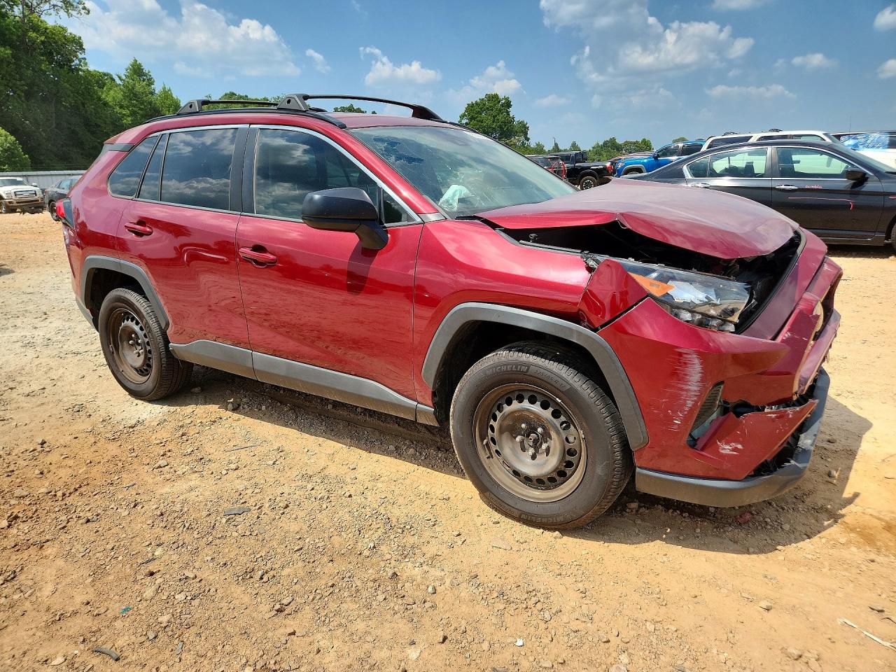 2019 TOYOTA RAV4 LE — снимка 4