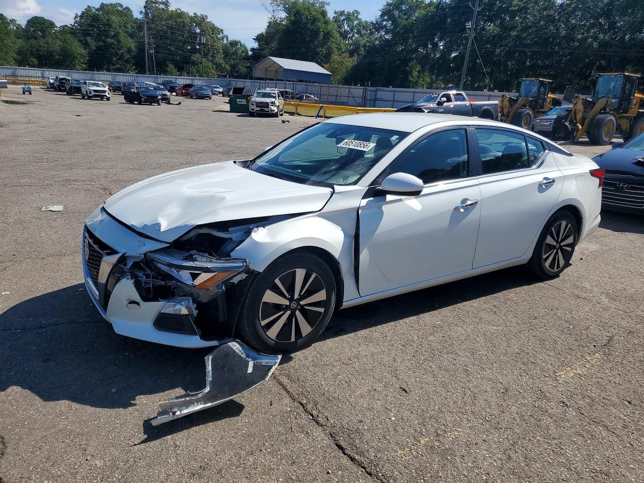 2022 NISSAN ALTIMA SV
