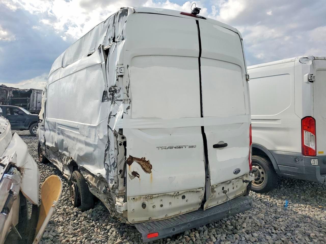 2015 FORD TRANSIT T-350 — снимка 2