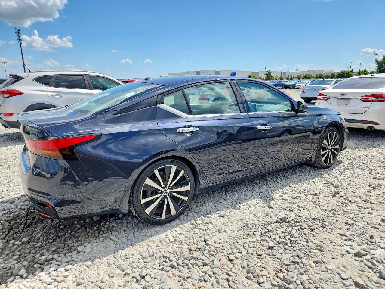 2019 NISSAN ALTIMA PLATINUM — снимка 3