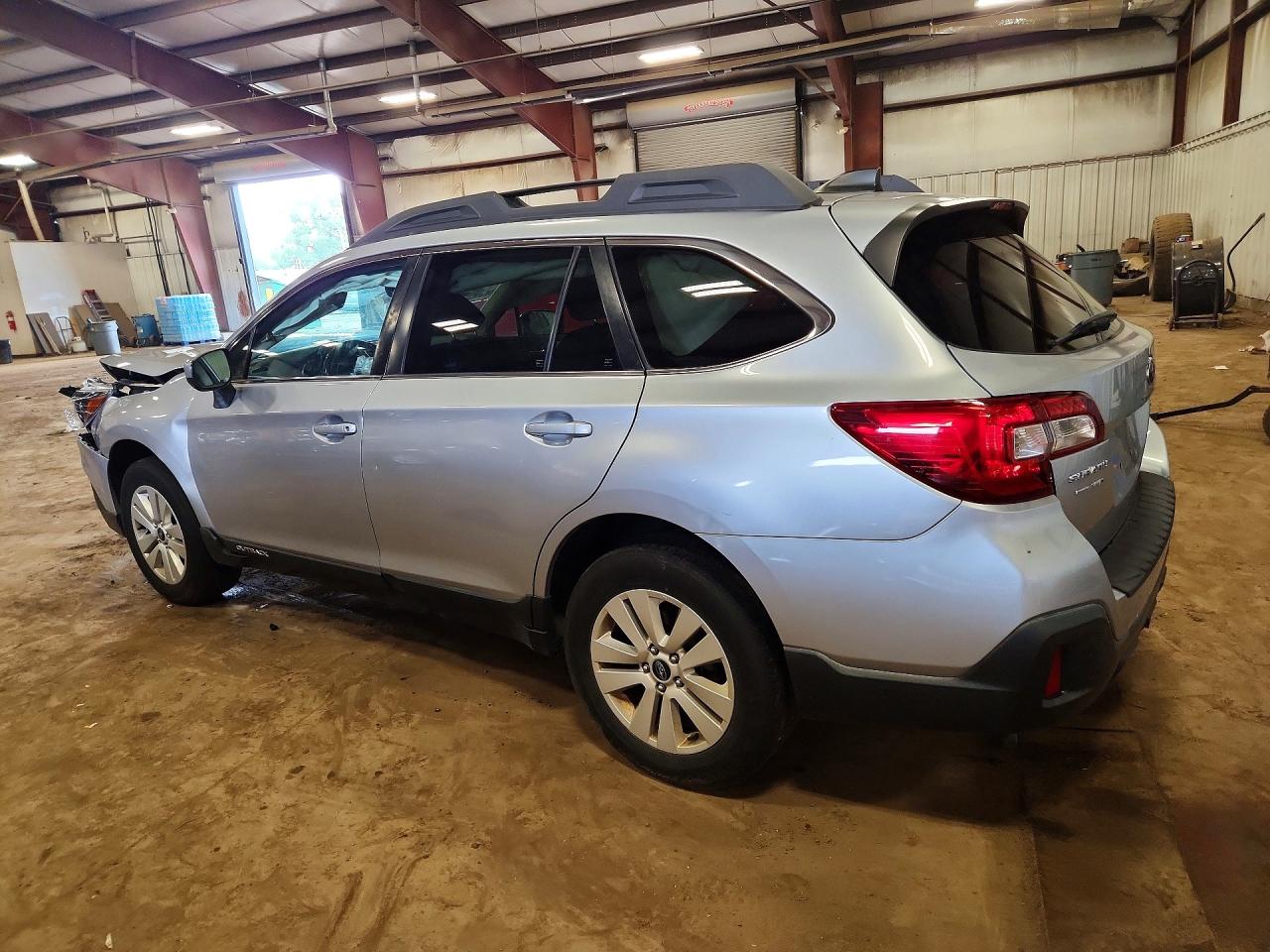2018 SUBARU OUTBACK 2.5I PREMIUM — снимка 2