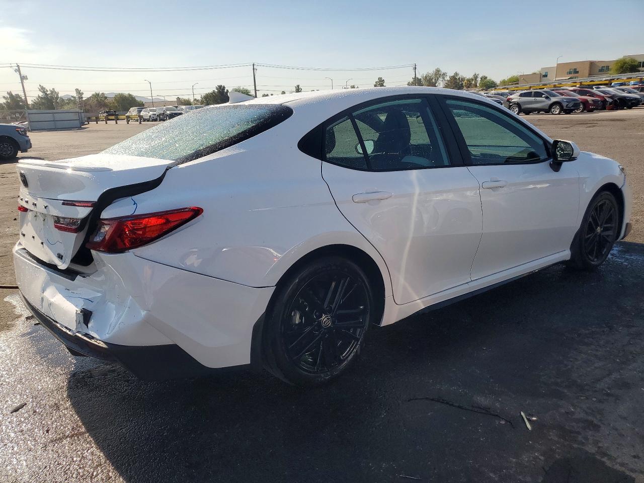 2026 TOYOTA CAMRY SE — снимка 3
