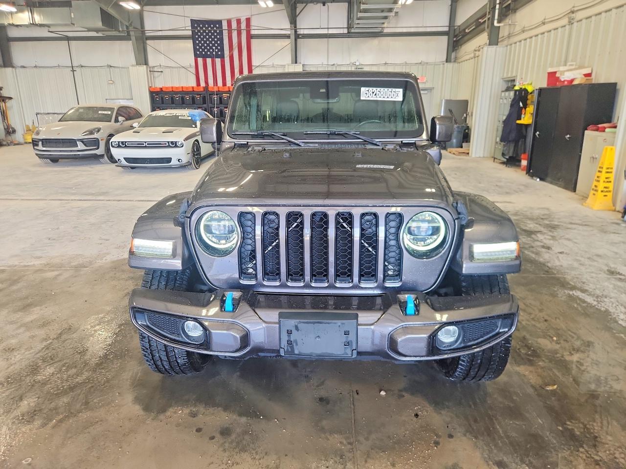 2021 JEEP WRANGLER UNLIMITED SAHARA 4XE — снимка 5