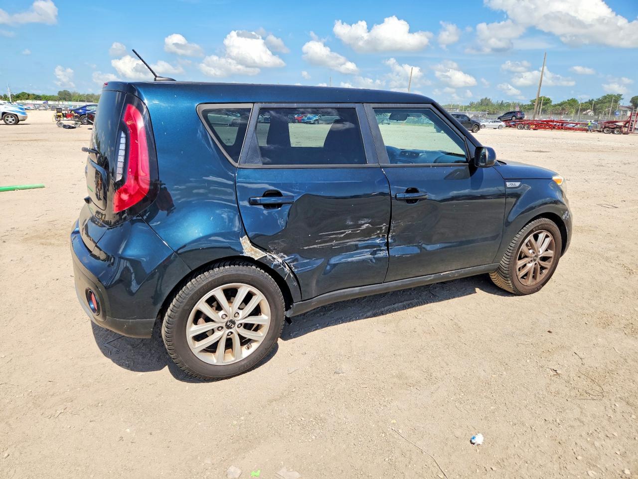 2017 KIA SOUL + — снимка 3