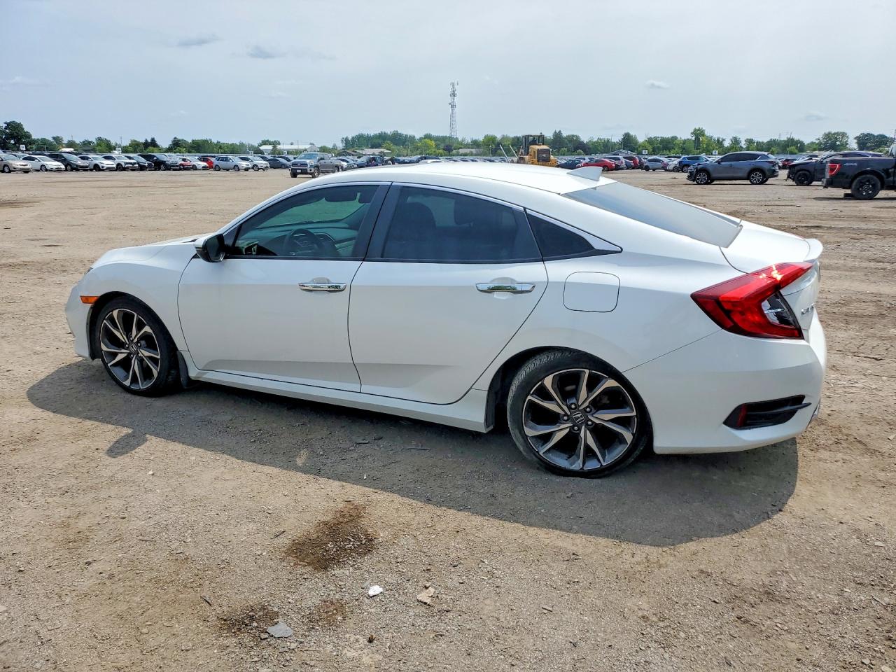 2019 HONDA CIVIC TOURING — снимка 2