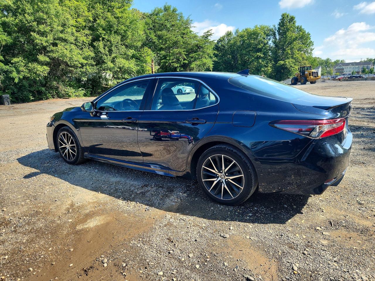 2021 TOYOTA CAMRY SE — снимка 2