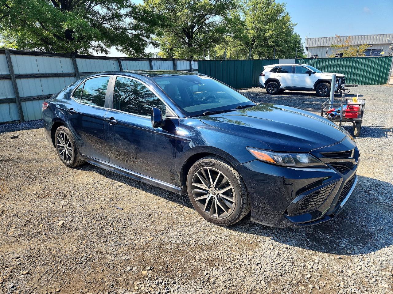 2021 TOYOTA CAMRY SE — снимка 4