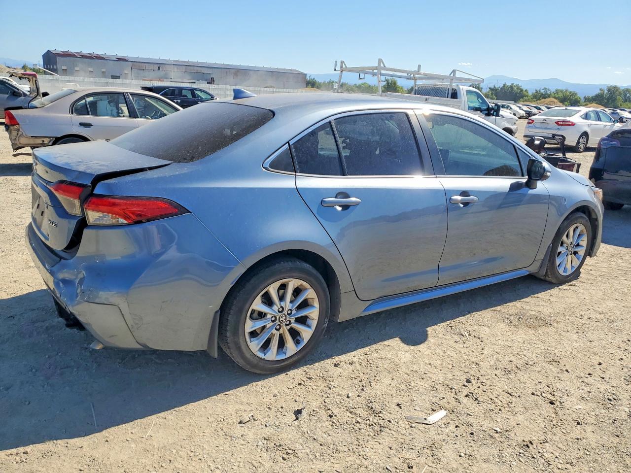 2020 TOYOTA COROLLA XLE — снимка 3