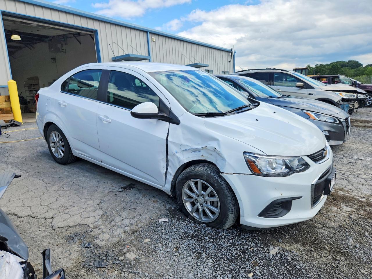 2020 CHEVROLET SONIC LT — снимка 4