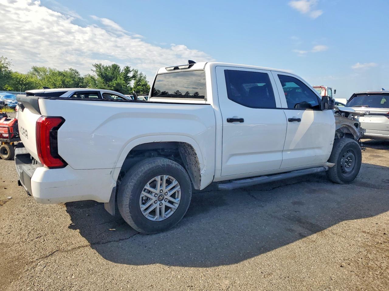 2026 TOYOTA TUNDRA SR — снимка 3