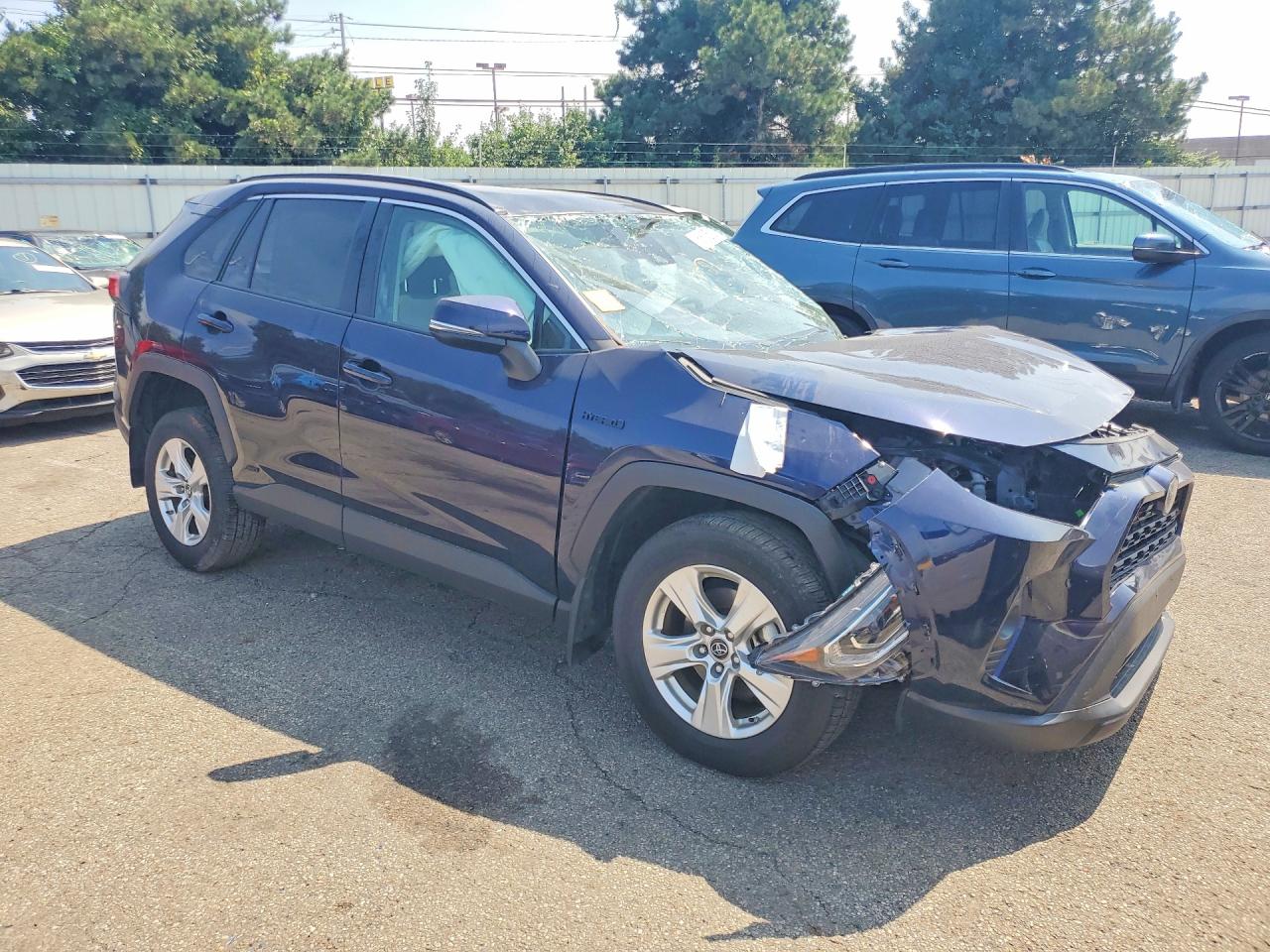 2019 TOYOTA RAV4 HYBRID XLE — снимка 4