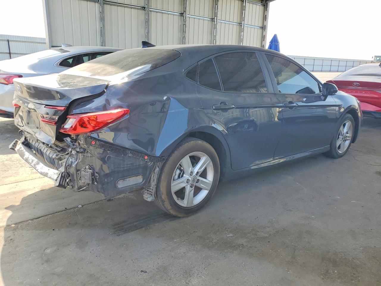 2026 TOYOTA CAMRY LE — снимка 3