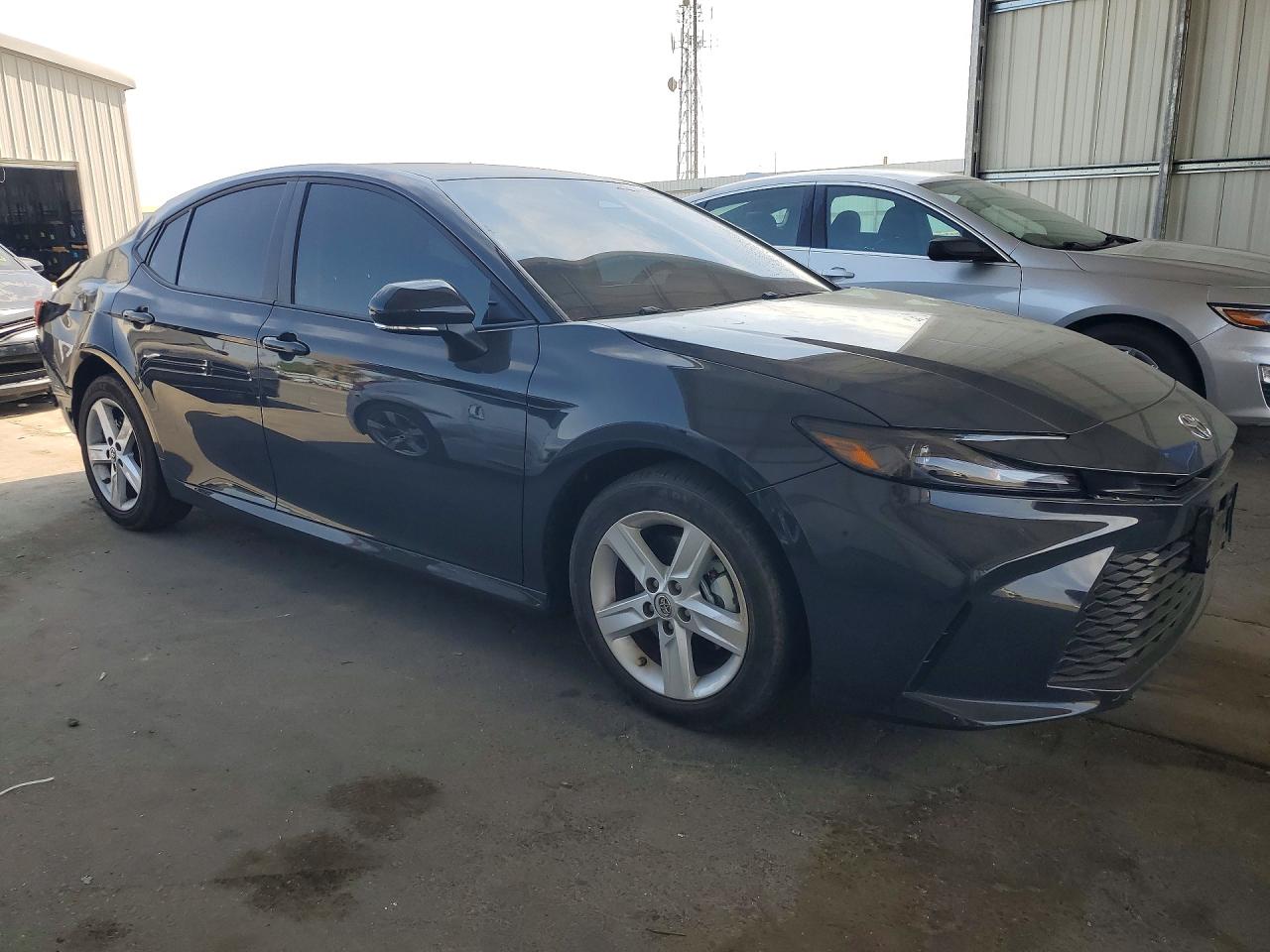 2026 TOYOTA CAMRY LE — снимка 4