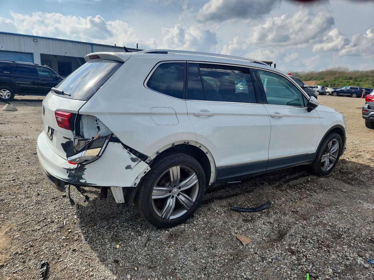 2021 VOLKSWAGEN TIGUAN SE — снимка 3