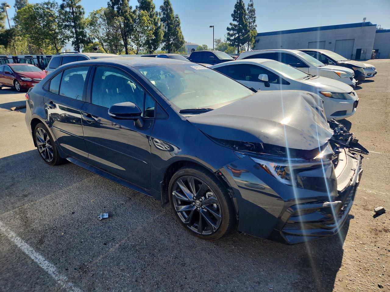 2025 TOYOTA COROLLA SE — снимка 4