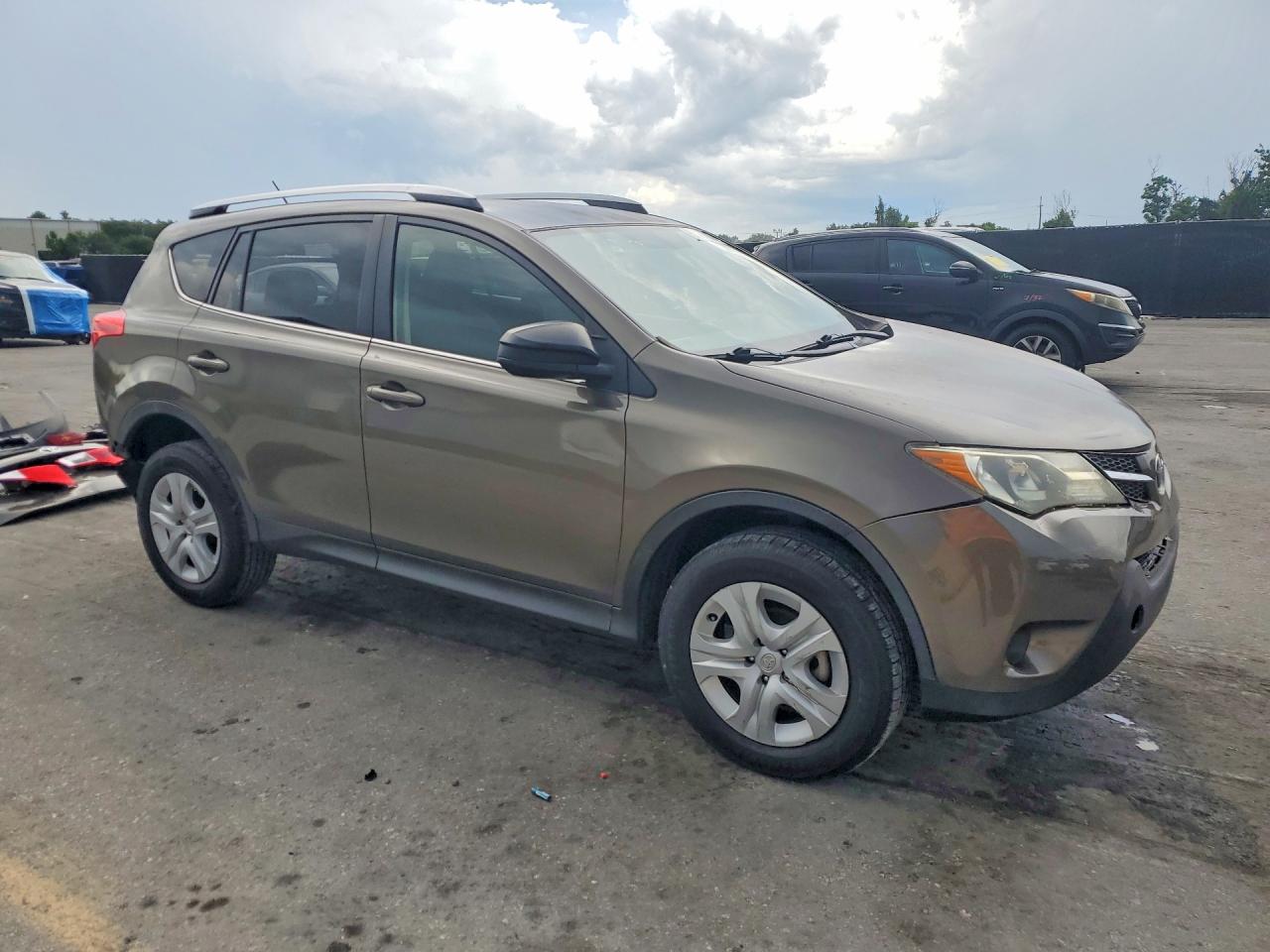 2015 TOYOTA RAV4 LE — снимка 4