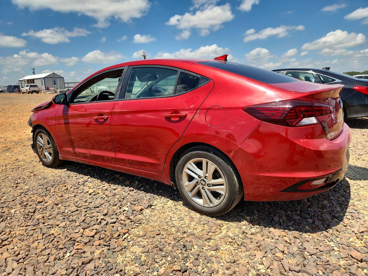 2019 HYUNDAI ELANTRA SEL — снимка 2