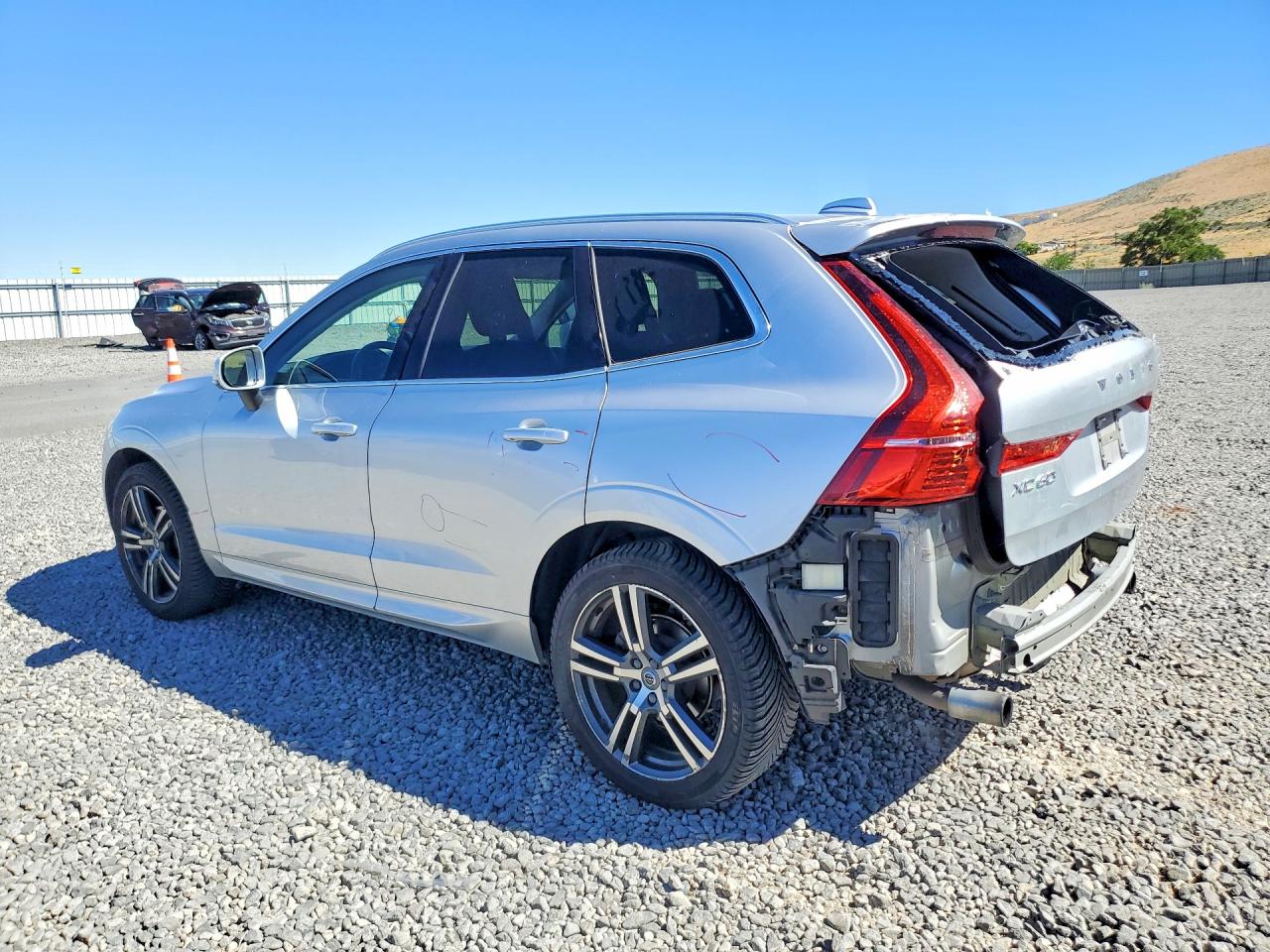 2018 VOLVO XC60 T5 — снимка 2