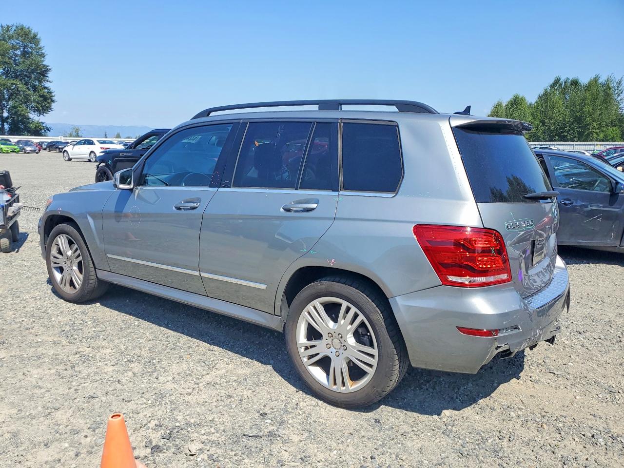 2015 MERCEDES-BENZ GLK 350 4MATIC — снимка 2