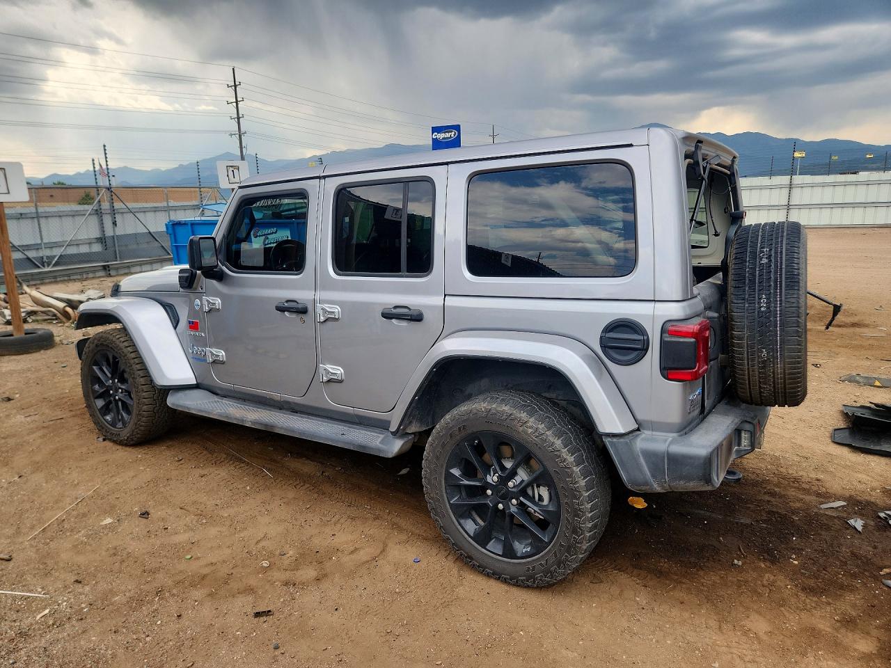 2021 JEEP WRANGLER UNLIMITED SAHARA 4XE — снимка 2
