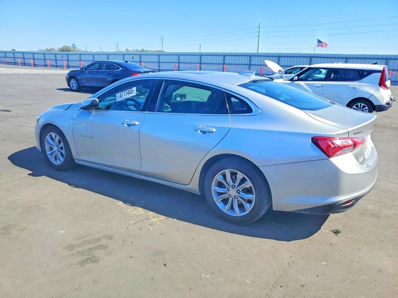 2020 CHEVROLET MALIBU LT — снимка 2