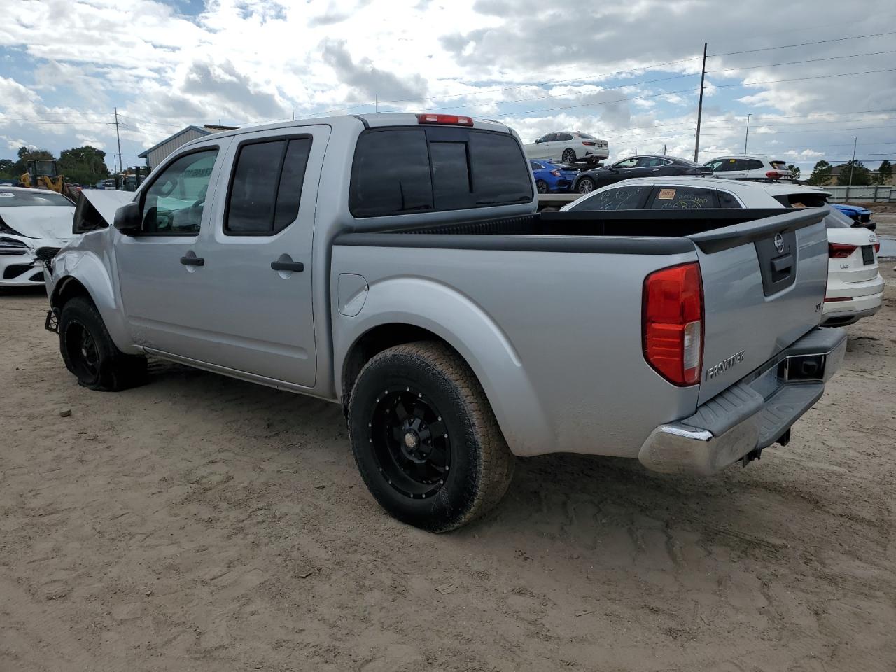 2017 NISSAN FRONTIER S — снимка 2
