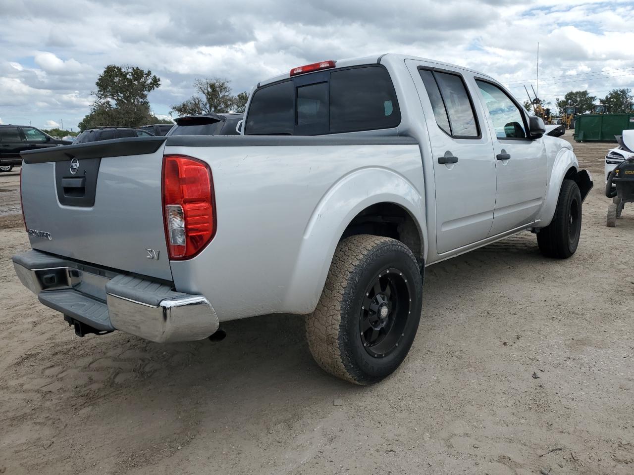 2017 NISSAN FRONTIER S — снимка 3