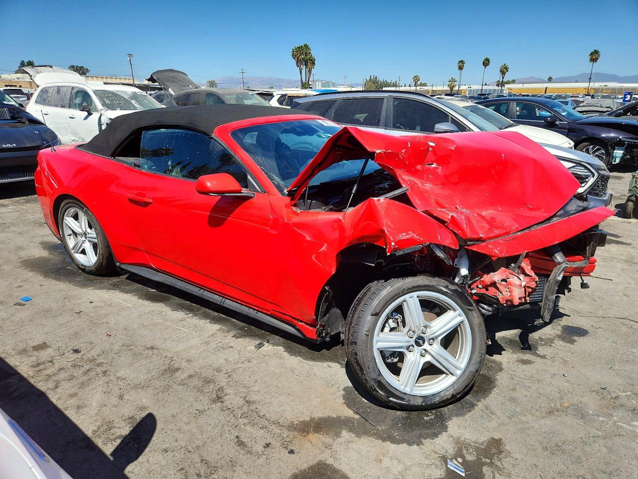 2026 FORD MUSTANG — photo 4