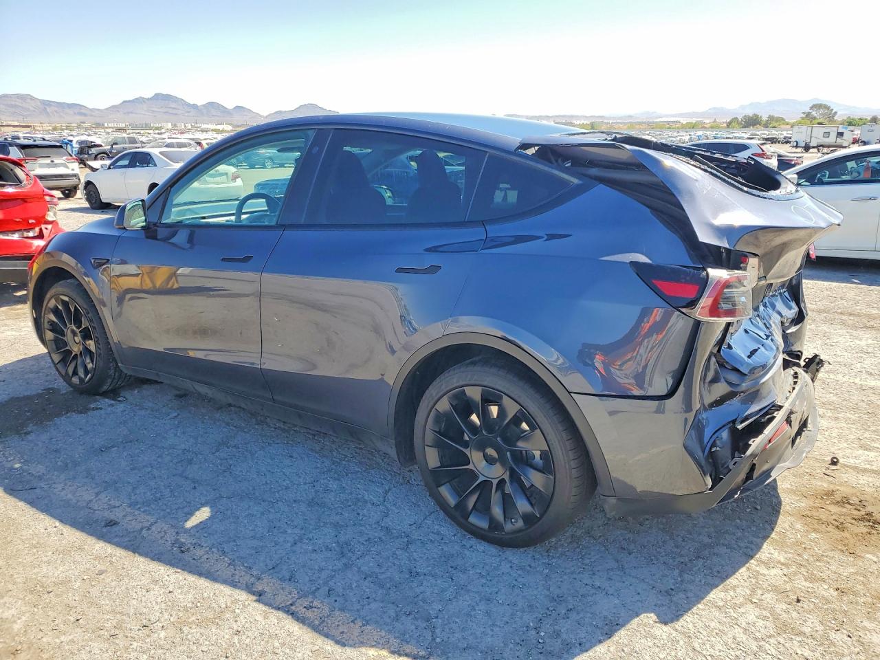 2023 TESLA MODEL Y — снимка 2