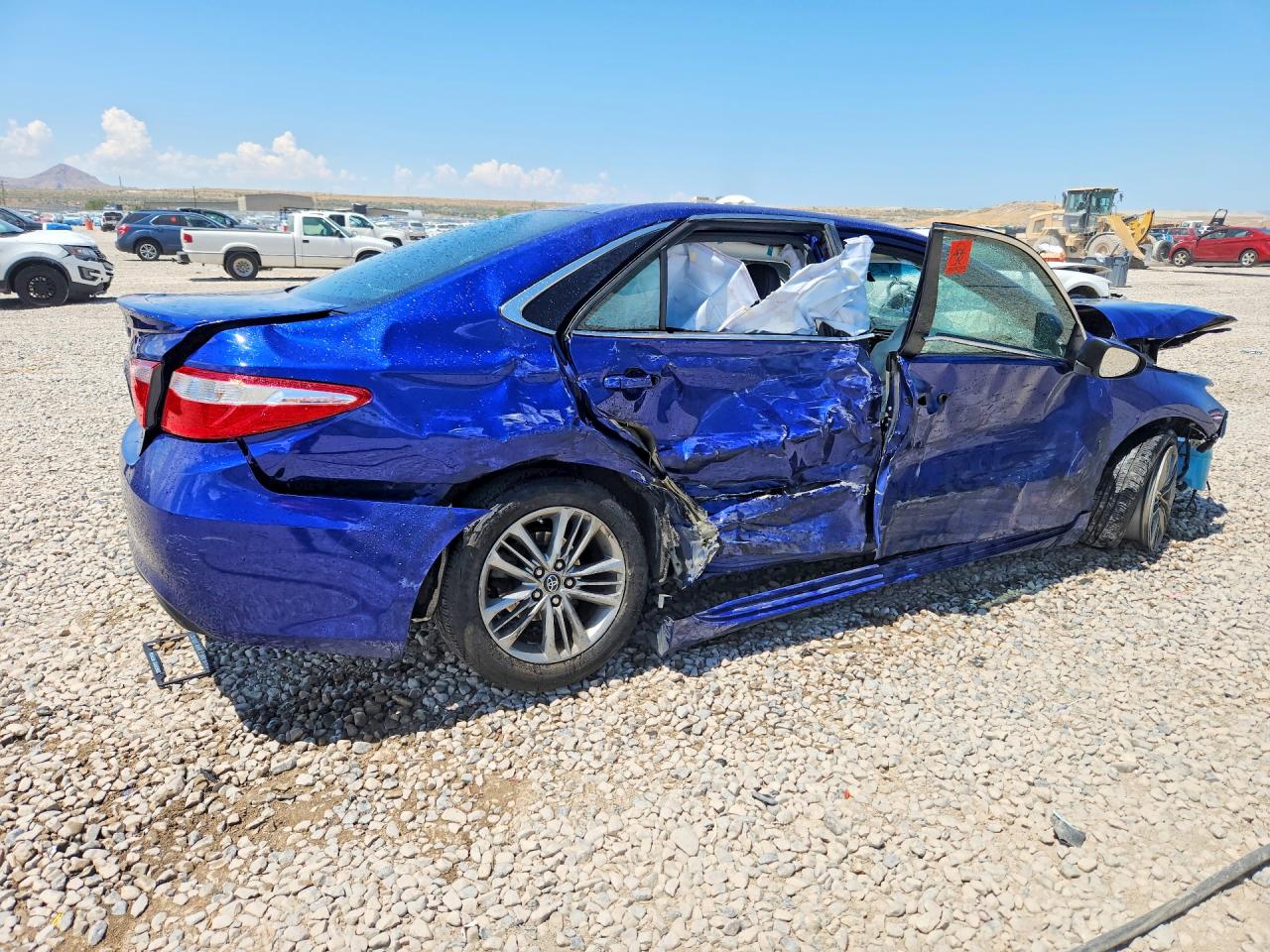2016 TOYOTA CAMRY SE — снимка 3