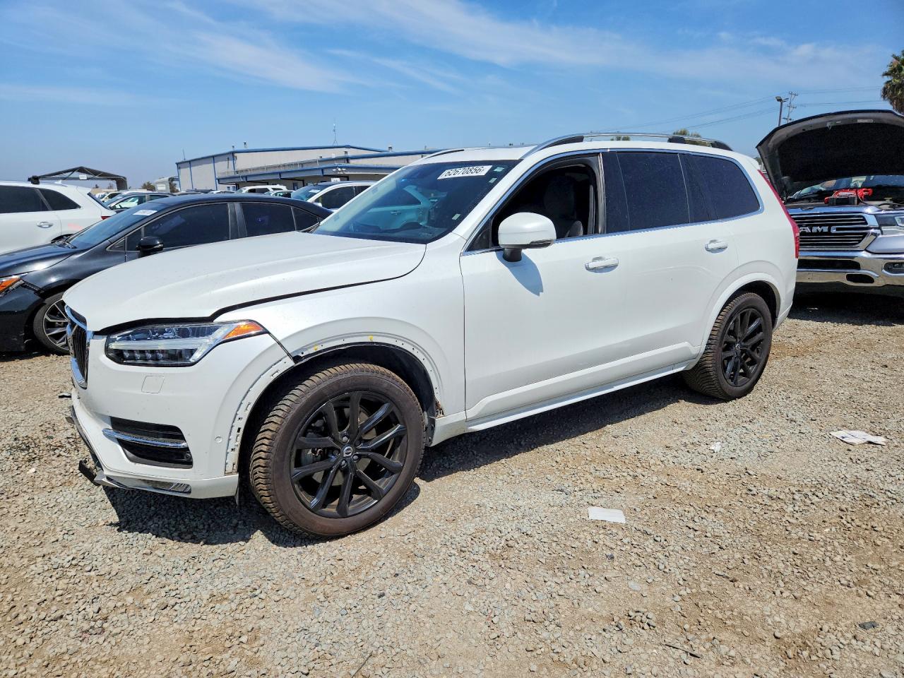 2018 VOLVO XC90 T6