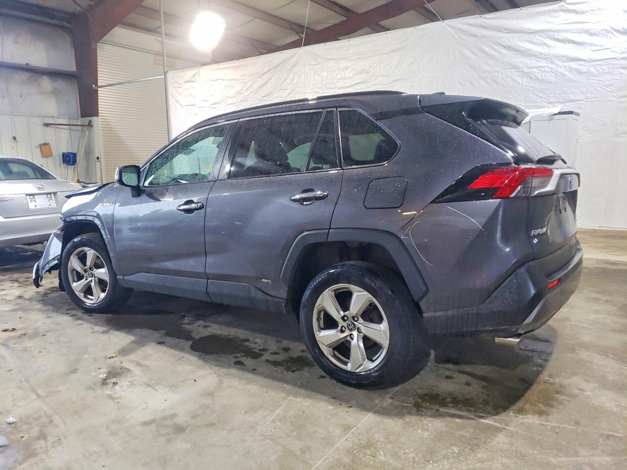 2019 TOYOTA RAV4 LIMITED — снимка 2