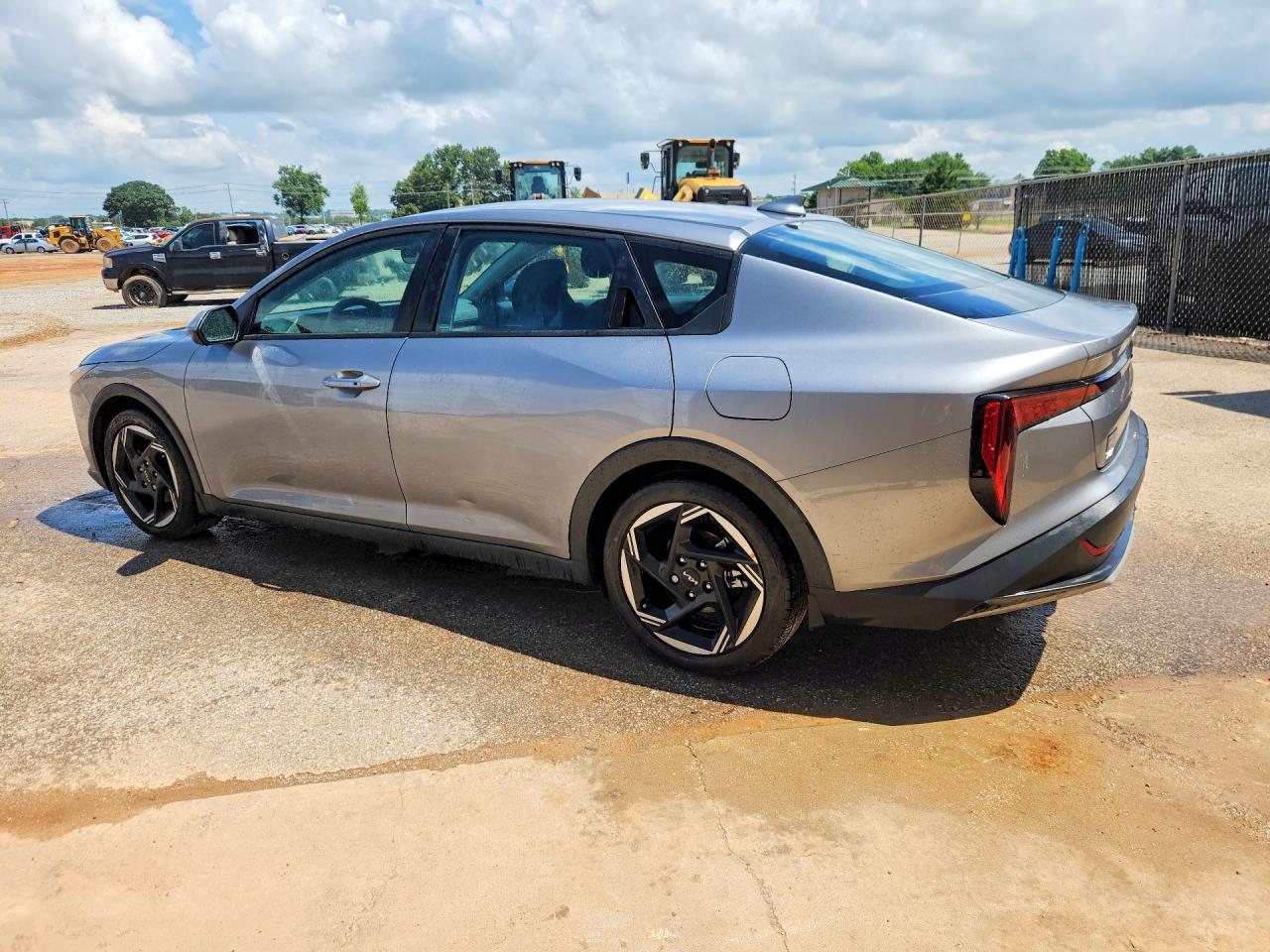 2025 KIA K4 EX — снимка 2