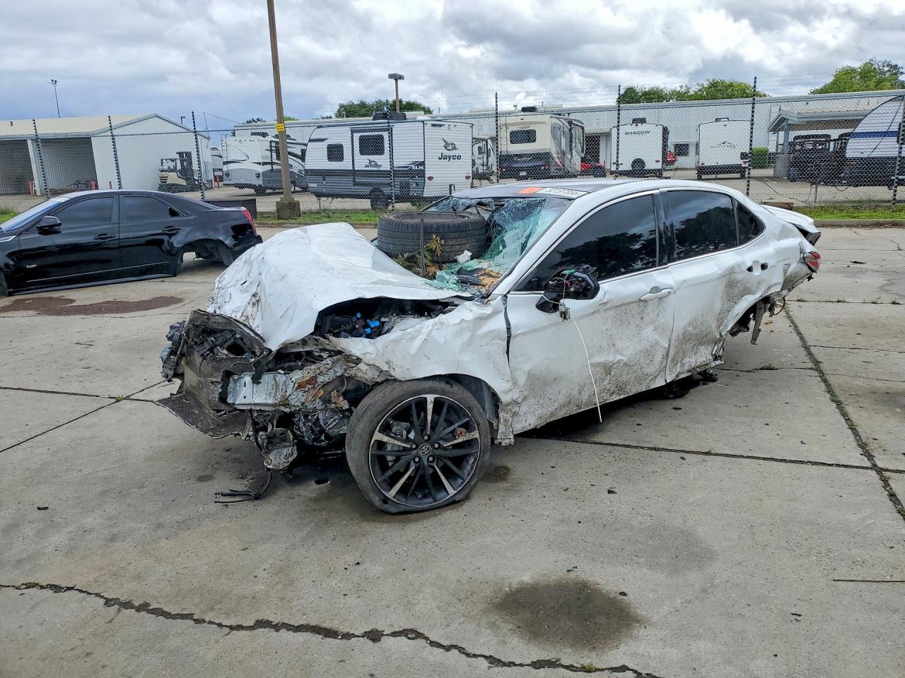2018 TOYOTA CAMRY XSE V6