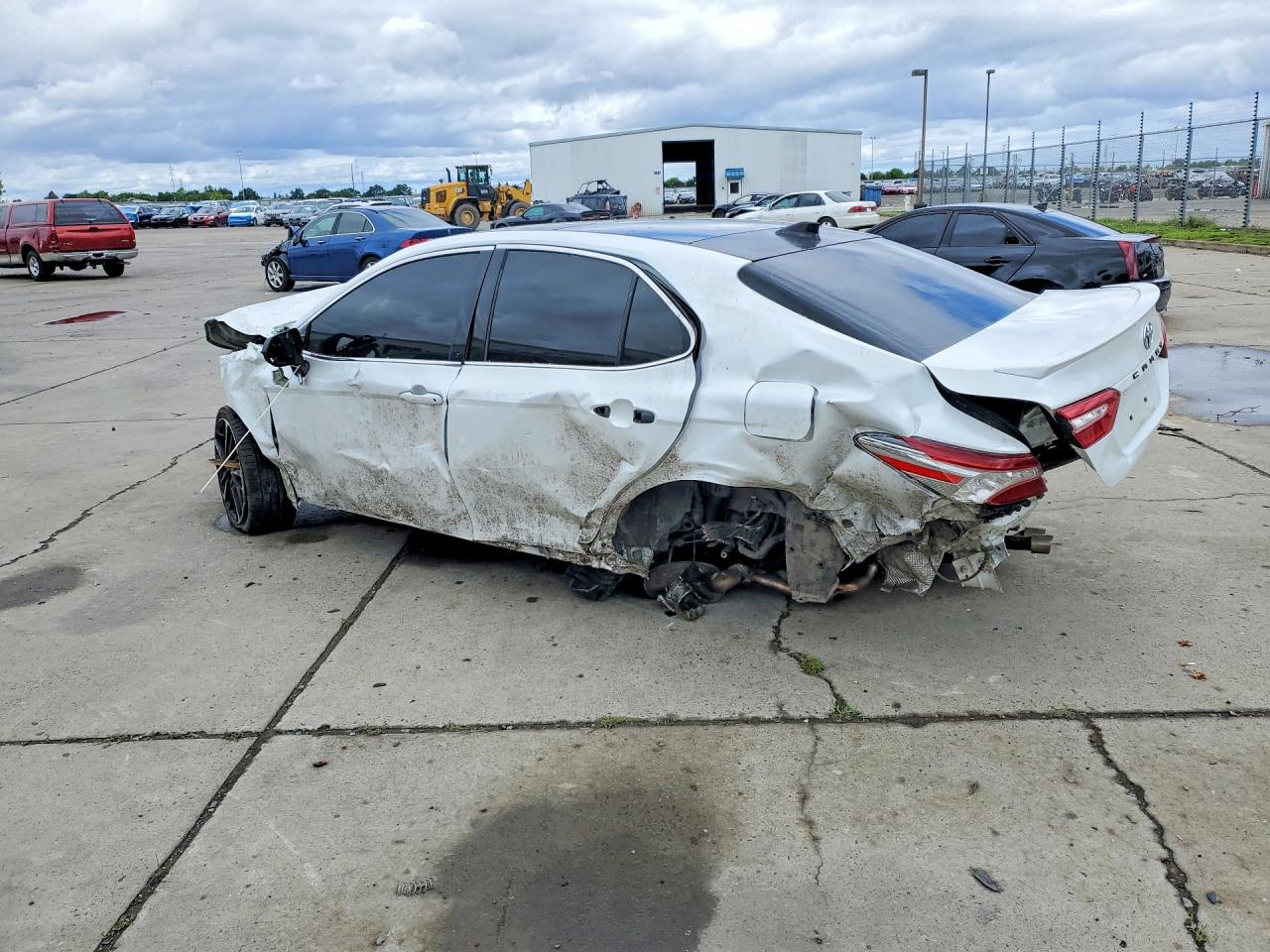 2018 TOYOTA CAMRY XSE V6 — снимка 2
