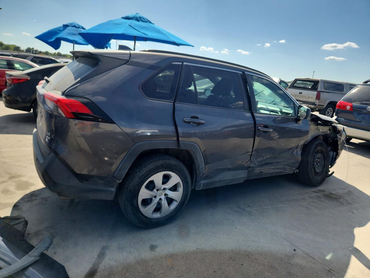 2021 TOYOTA RAV4 LE — снимка 3