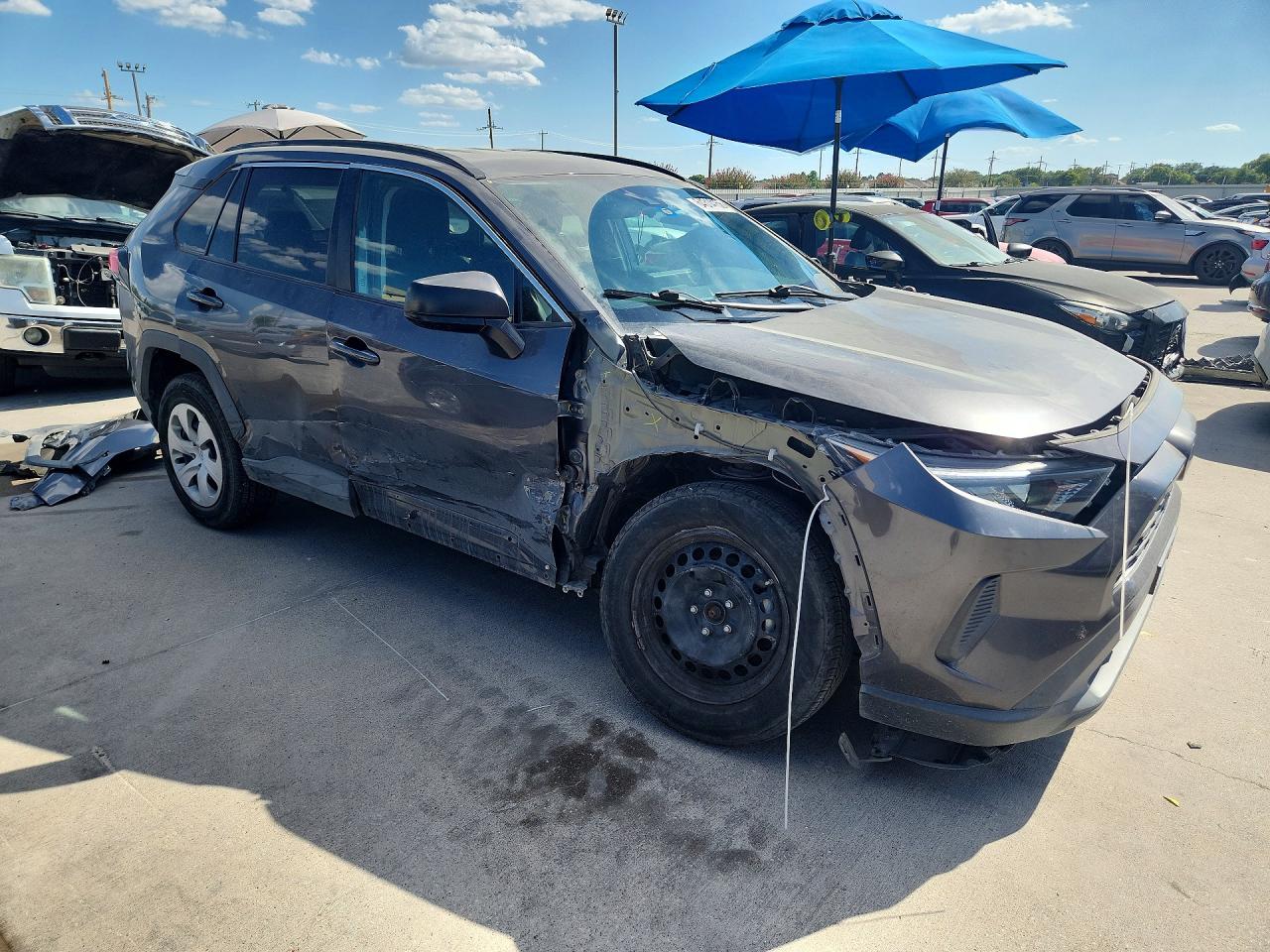 2021 TOYOTA RAV4 LE — снимка 4