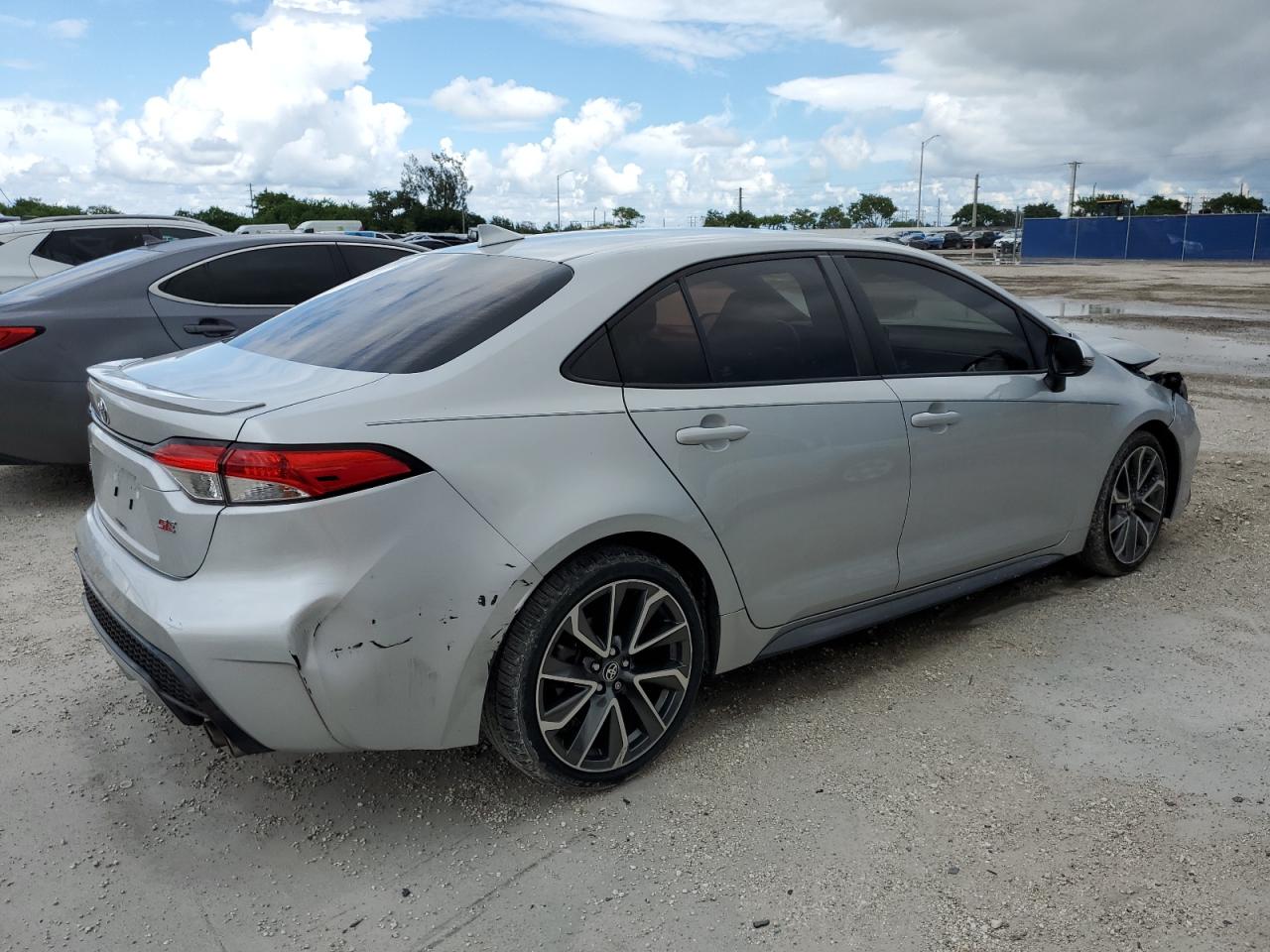 2021 TOYOTA COROLLA SE — снимка 3
