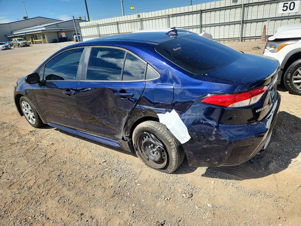 2020 TOYOTA COROLLA LE — снимка 2