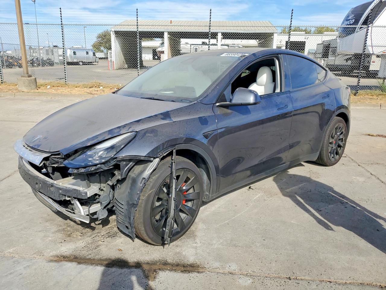 2024 TESLA MODEL Y